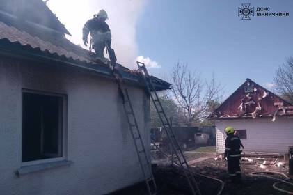 На Вінниччині під час пожежі врятували чоловіка