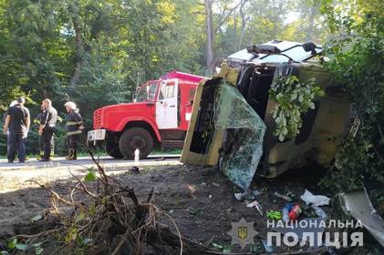 Жахлива автотроща на Вінниччині: загинуло четверо людей,  ще четверо у лікарні