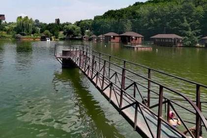 З кар’єру на Старому місті водолази дістали тіло потопельника 

