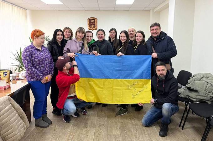 Вдячність та сльози радости: вінницькі волонтери з гуманітарним вантажем відвідали Балаклію