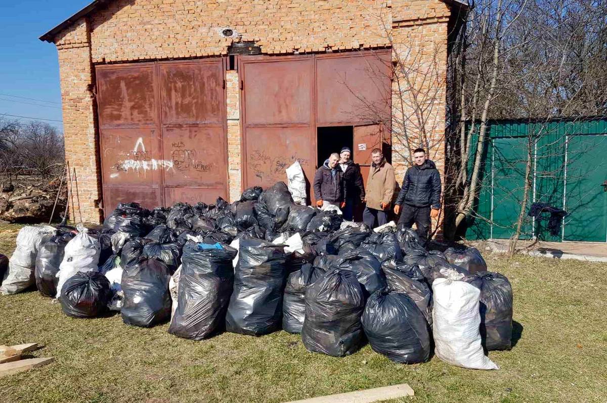 За два тижні толоки у Вінницько-Хутірському окрузі прибрали 30 локацій