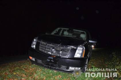 Біля Іллінців під колесами Cadillac загинув пішохід