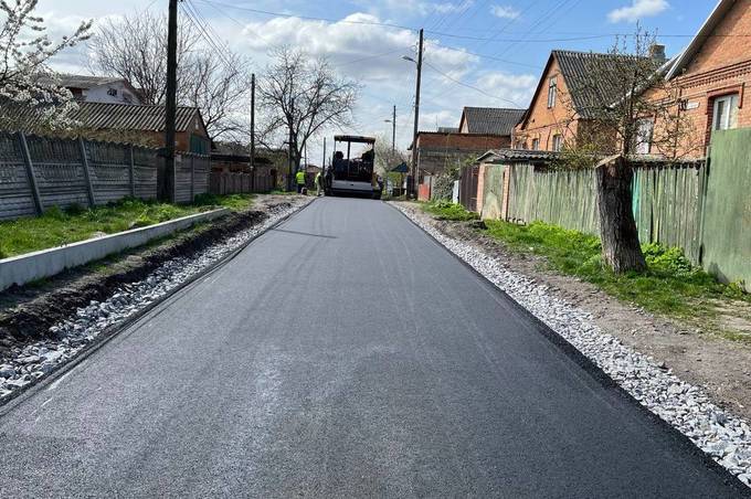 У Вінниці асфальтують вулиці у приватному секторі за програмою співфінансування