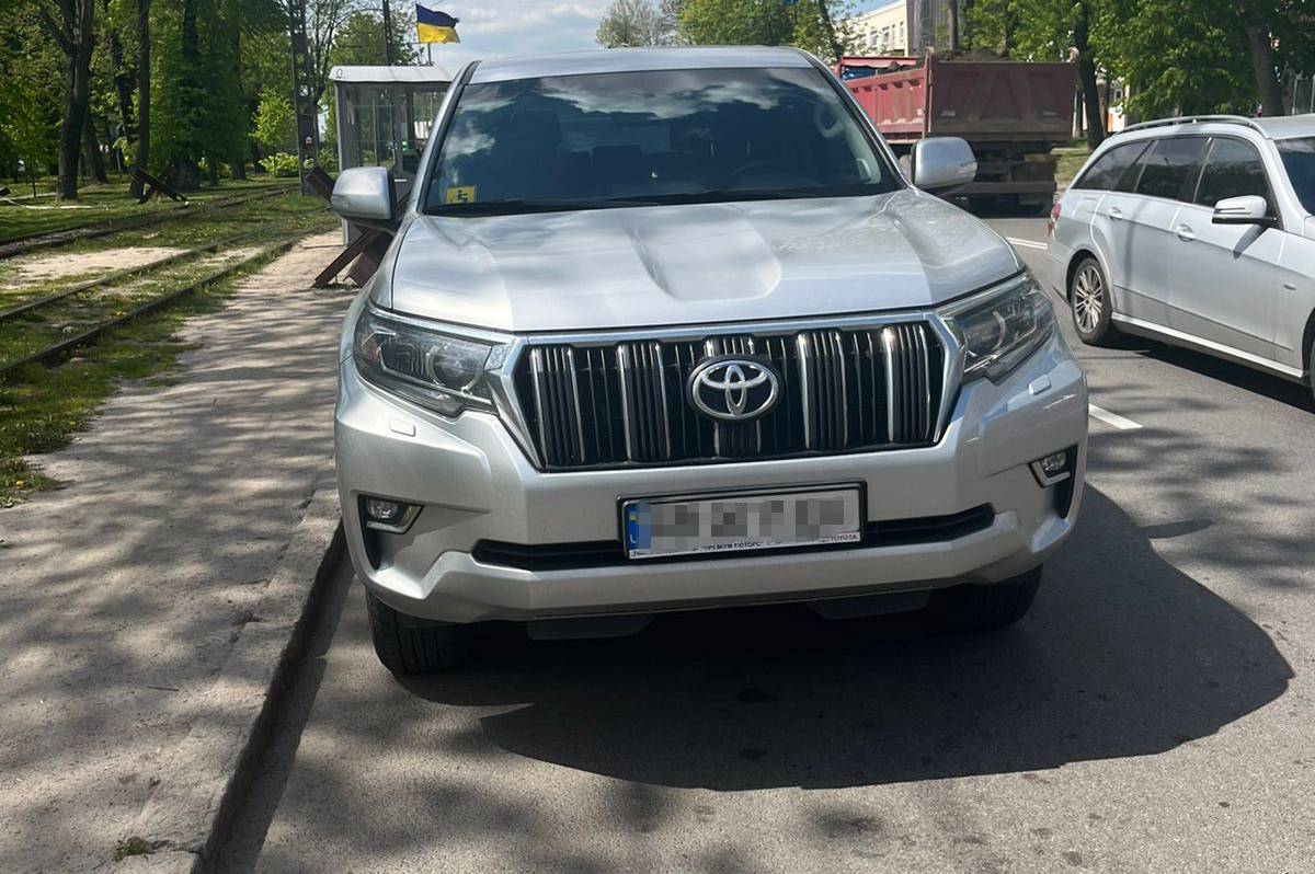 На Вінниччині патрульні виявили автомобіль, який перебував в розшуку