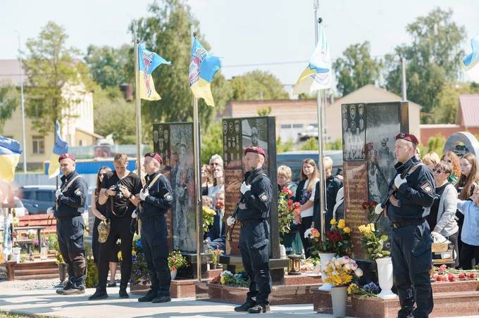 У Вінниці відбувся мітинг-реквієм до річниці трагічної загибелі 9 вінницьких КОРДівців