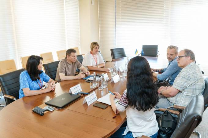 Мер Вінниці обговорив питання інклюзивності у громаді із представниками ГО «Справа Кольпінга в Україні» 