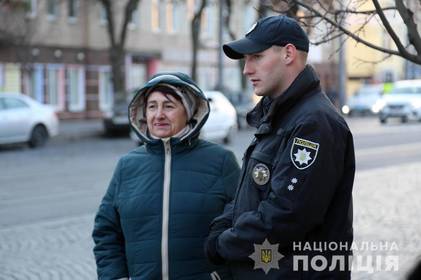 Вінницькі патрульні перевіряли, чи дотримуються пішоходи правил дорожнього руху 