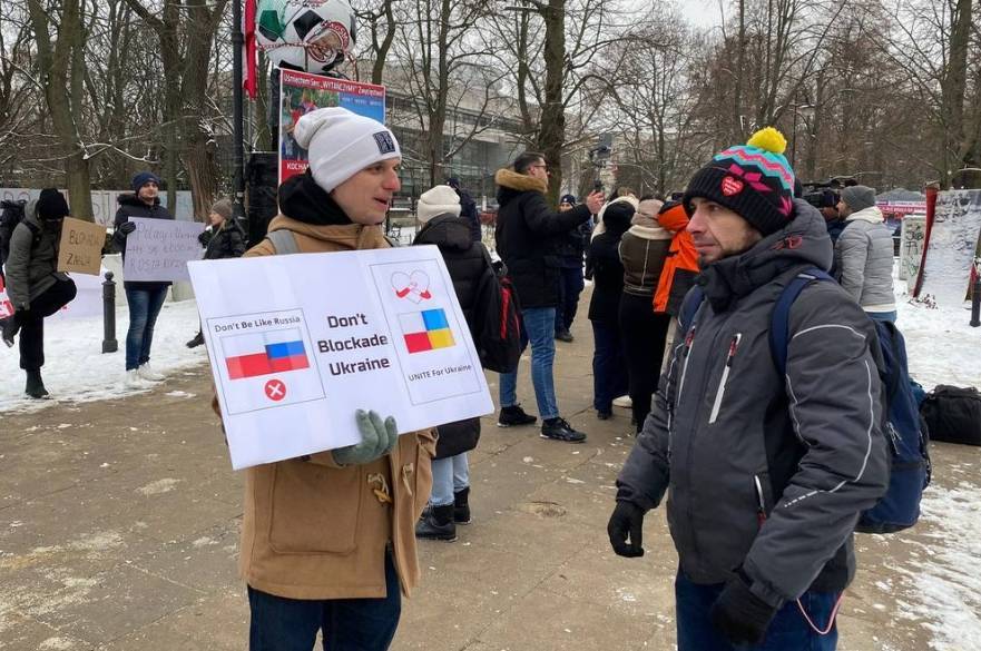 Українці в Варшаві вийшли на протест проти блокування кордону (фото)