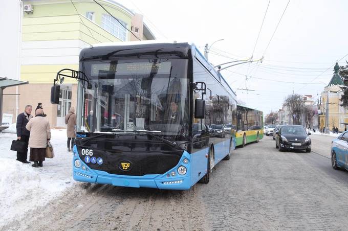 На маршрути Вінниці вийшли 2 нових тролейбуси: в чому їх переваги