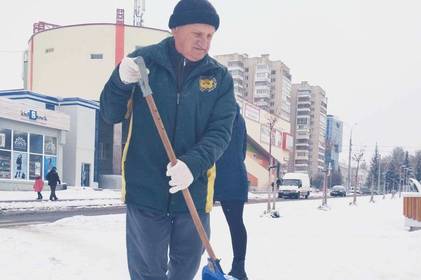 Вінницю від снігу розчищають 72 одиниці техніки та понад 500 двірників