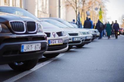 Для «євробляхерів» запустили гарячу лінію з питань розмитнення 