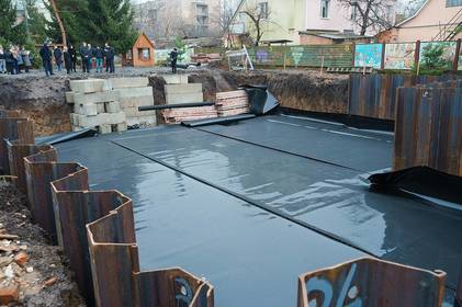 Будівництво протирадіаційних укриттів у Вінниці: міський голова перевірив на якому етапі роботи