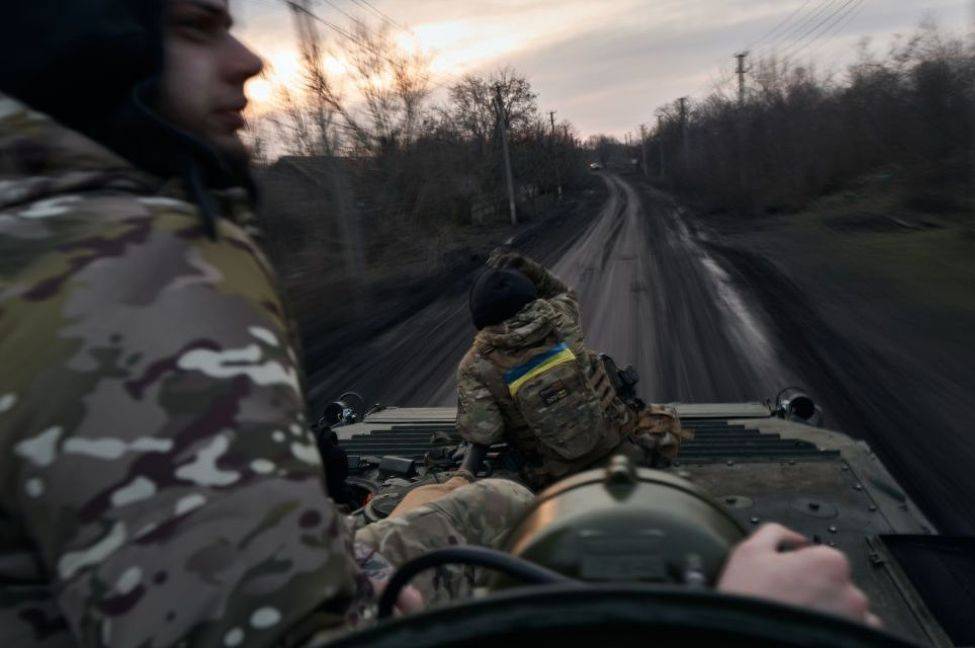 Українські військові вийшли із села Ласточкине: подробиці