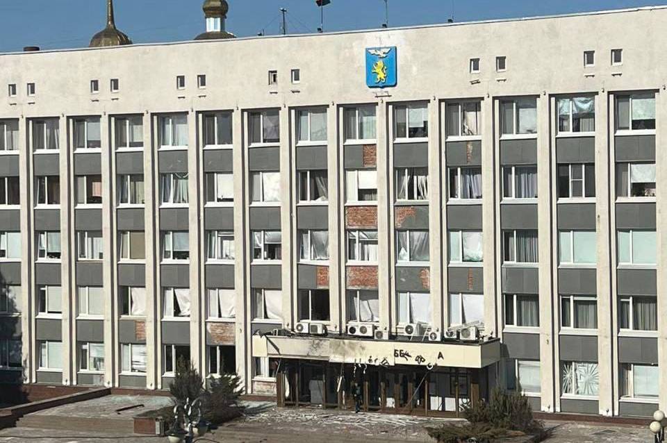 Що відомо про влучання у міську адміністрацію Бєлгорода