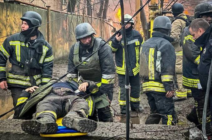 Ракетний обстріл Одеси: що відомо про руйнування та поранених