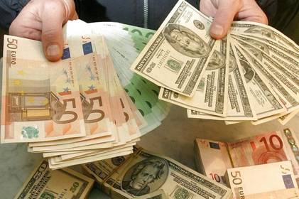 Курс валют в Україні на понеділок, 18 березня