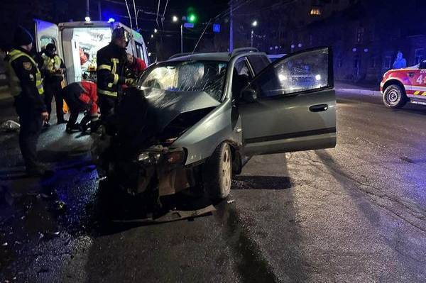 Моторошні ДТП у Вінниці: що відомо про постраждалих