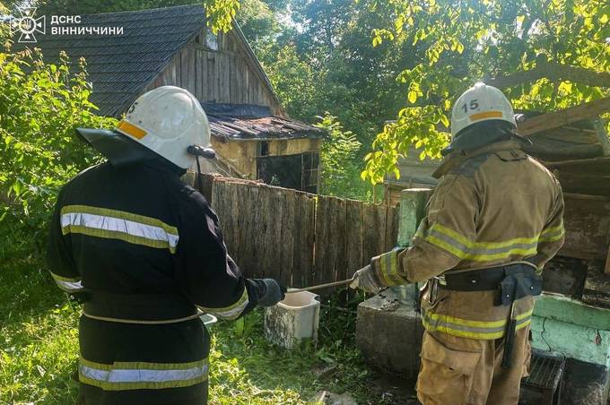 На Вінниччині з криниці дістали тіло 64-річної жінки і вона була там не одна: подробиці