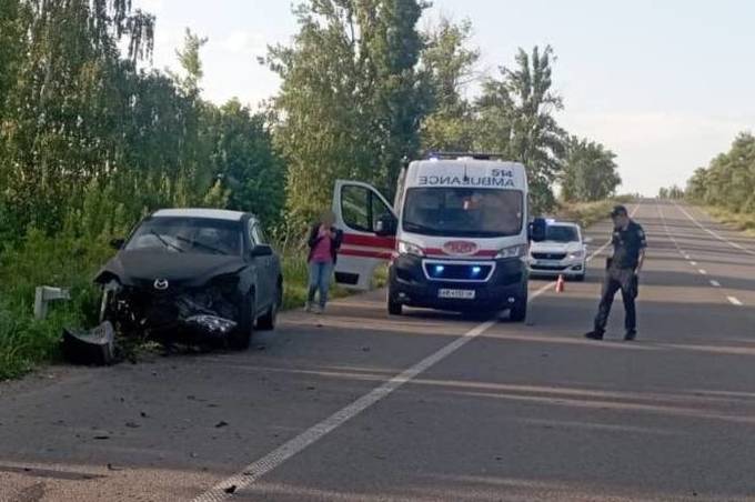 На Вінниччині сталось ДТП, внаслідок якого постраждали діти: подробиці