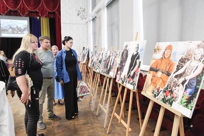 «Маріуполь. 86 днів героїчної оборони»: у Вінниці провели урок мужності для школярів «Маріуполь. 86 днів героїчної оборони»: у Вінниці провели урок мужності для школярів