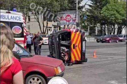 Пожежа на Зодчих та аварія на вулиці 600-річчя у Вінниці: як пов'язані ці 2 події