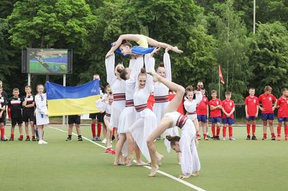 У Вінниці проходить чемпіонат міста з хокею на траві, присвячений Дню захисту дітей