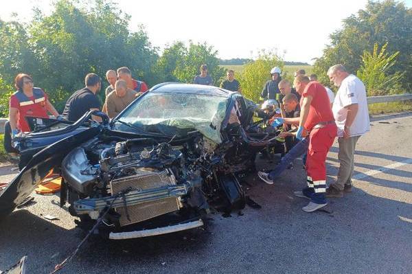 Страшна аварія на Вінниччині забрала життя людини: є й інші травмовані