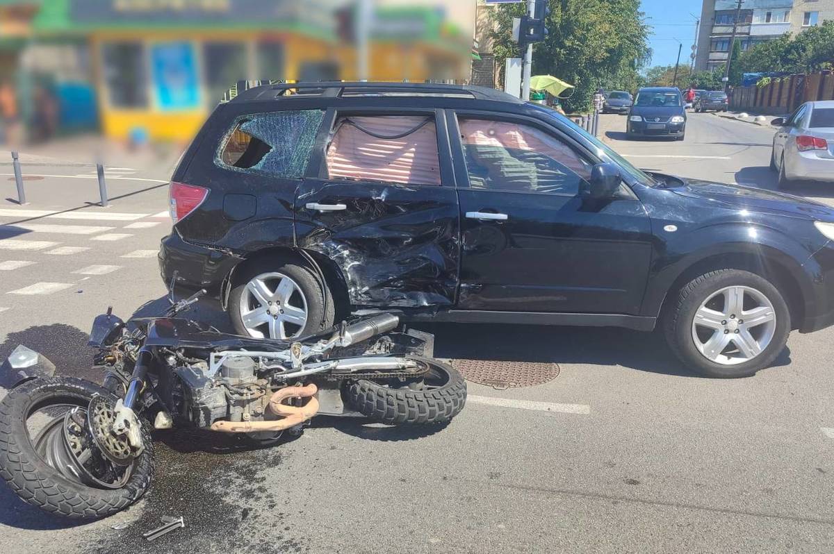 Аж 6 ДТП трапилися на Вінниччині цими вихідними: подробиці про обставини та постраждалих