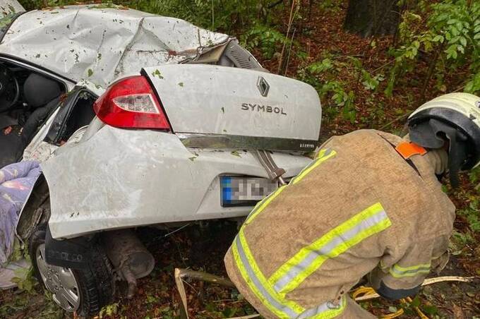 На Вінниччині трапилась смертельна ДТП, в якій загинула 15-річна дівчина