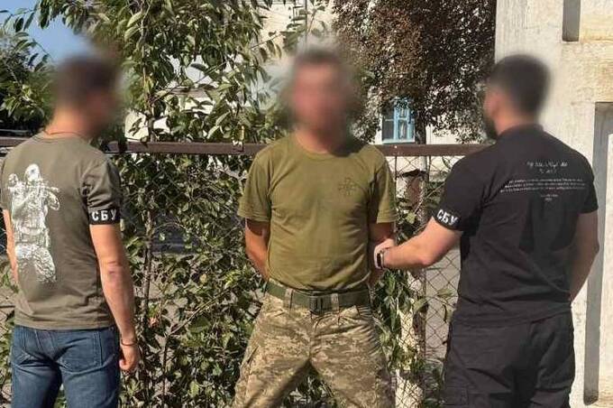 СБУ затримала курсанта, який здавав ворогу позиції ЗСУ на Вінниччині 