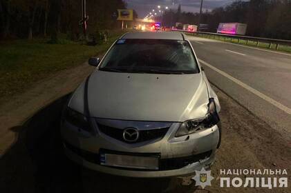 Смертельна аварія поблизу Вінниці: сьогодні зранку Mazda насмерть збила велосипедиста