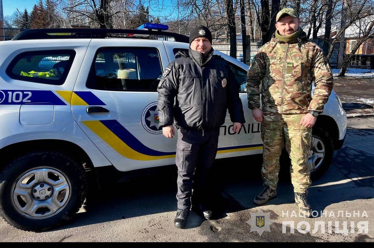 У Вінниці поліцейський та військовий допомогли жінці, яка отруїлась чадним газом