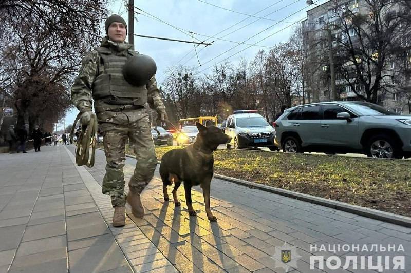 Одна людина загинула, шестеро - поранені: деталі вибуху у Рівненському ТЦК
