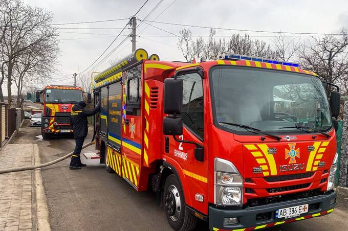 У Вінницьких Хуторах загорілась сауна: що відомо