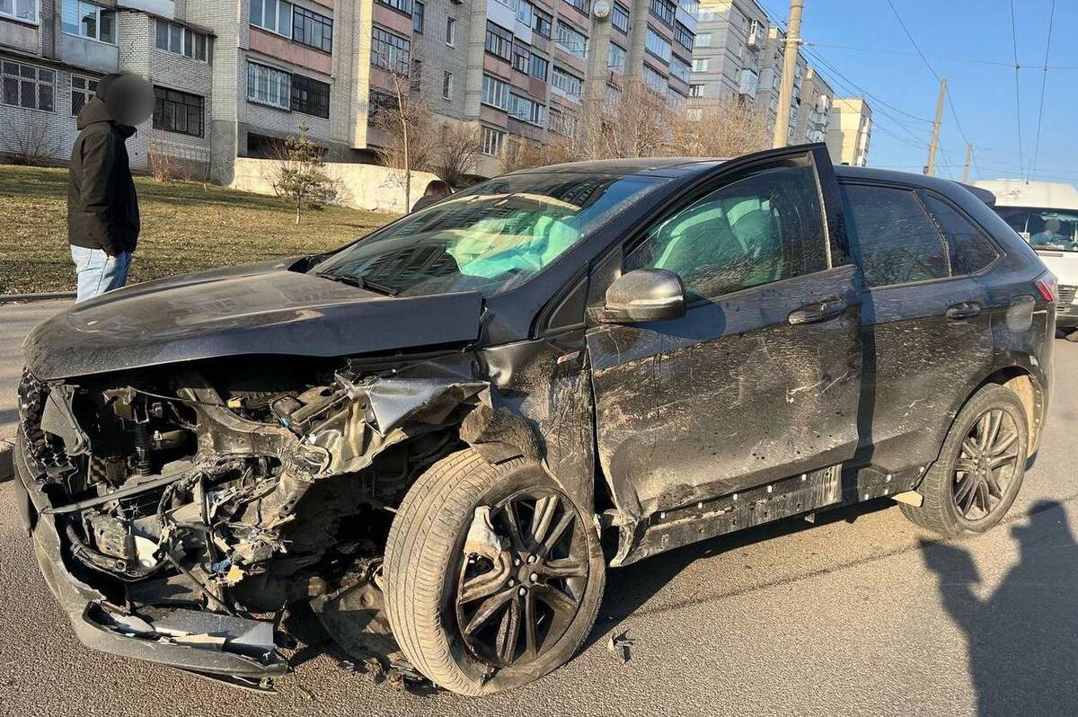 ДТП у Вінниці: двоє водіїв потрапили до лікарні після зіткнення на вулиці Пирогова