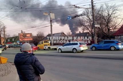 Потужна пожежа в районі Тяжилова: що відомо