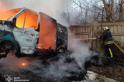 У Котюжинцях травмувалась жінка, намагаючись самотужки загасити пожежу У Котюжинцях травмувалась жінка, намагаючись самотужки загасити пожежу