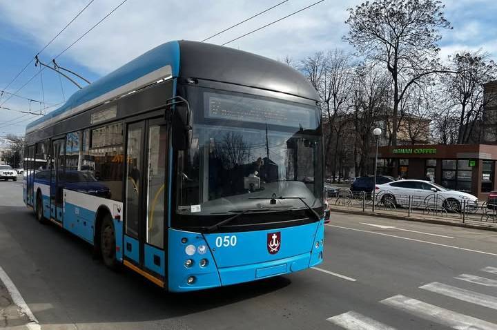 До мікрорайону "Академічний" запустили додаткові рейси тролейбуса №17