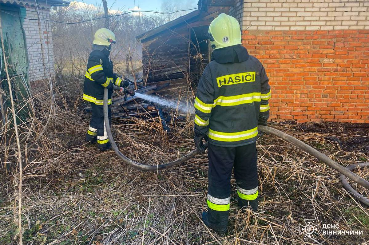 На Вінниччині спалахнуло 5 пожеж: які наслідки загорянь