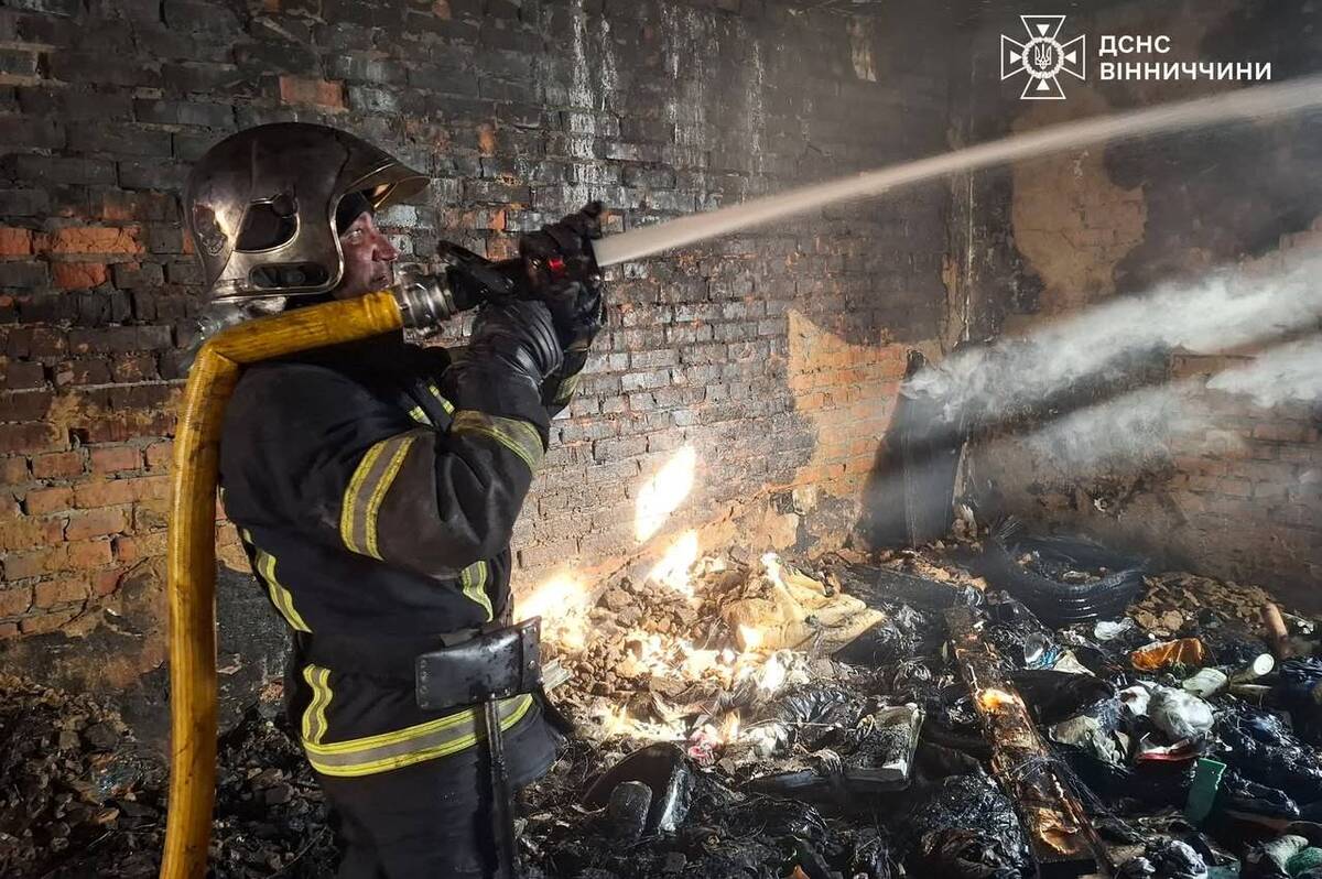 Пожежа в закинутій будівлі на вулиці Шимка наробила переполоху серед вінничан
