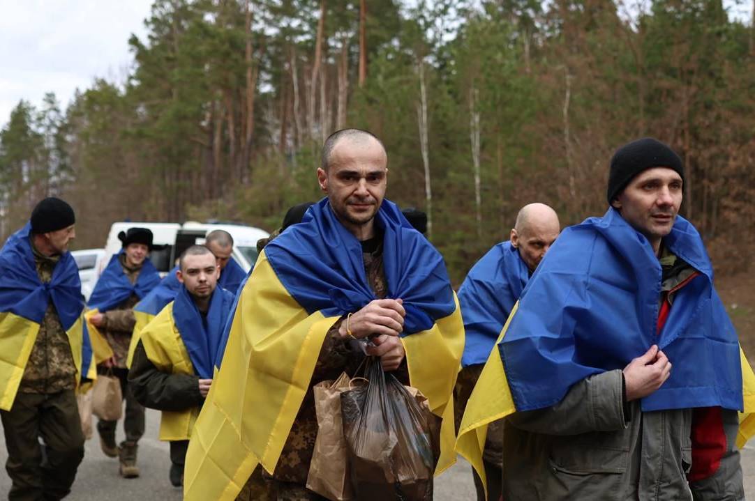 Відбувся обмін полоненими: 175 військових та 22 поранених повернулися в Україну