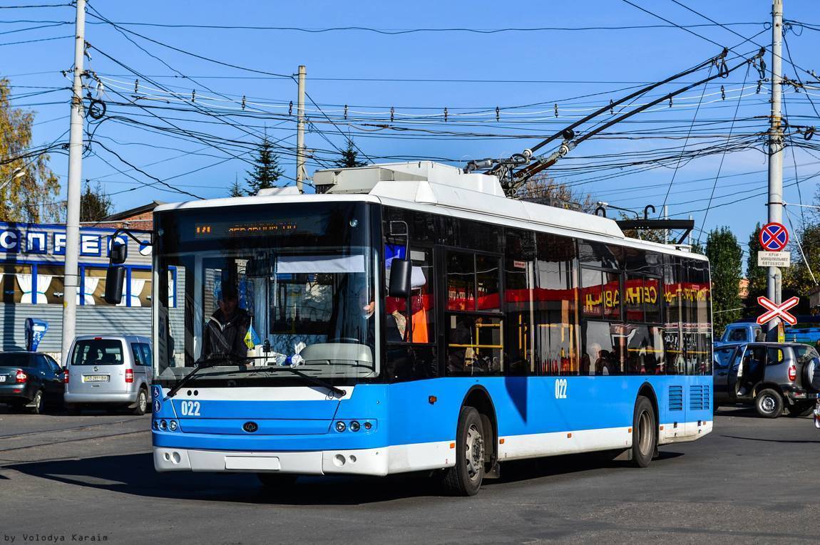 Вночі 27 квітня скоротять графік руху деяких тролейбусів: що відомо