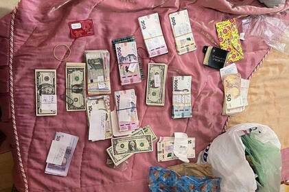 Call-центр за ґратами: шахраї з вінницької колонії видурили пів мільйона гривень у довірливих українців