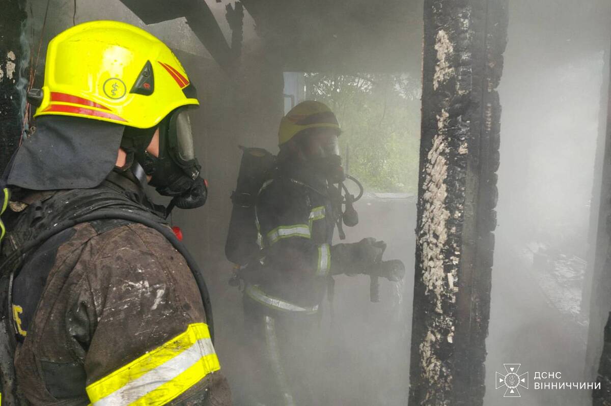 Вісім пожеж за добу: на Вінниччині постраждав чоловік, горіли житлові й господарські будівлі