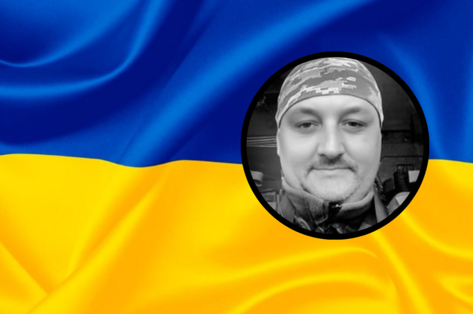 Останньою земною дорогою Вінницька громада проводжатиме Героя Руслана Лозана