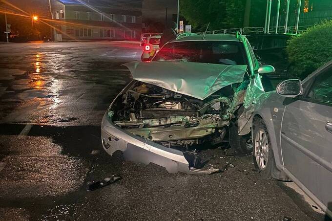 У Вінниці нетверезий водій Ford Focus в’їхав у три авто: подробиці ДТП