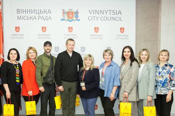 Вінниця ділилася досвідом ветеранської політики з Чернівцями: як це було