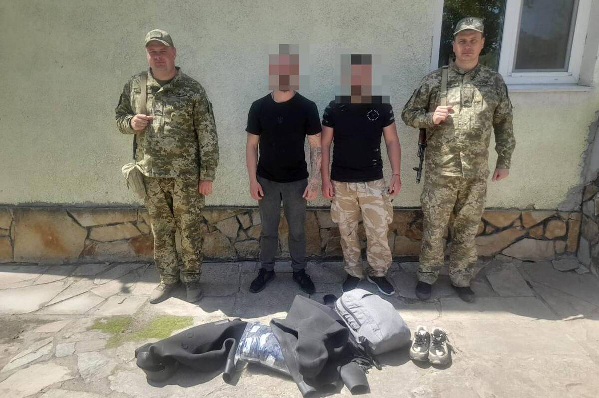 У гідрокостюмах і на велосипедах: на Вінниччині затримали втікачів, які хотіли переплисти Дністер