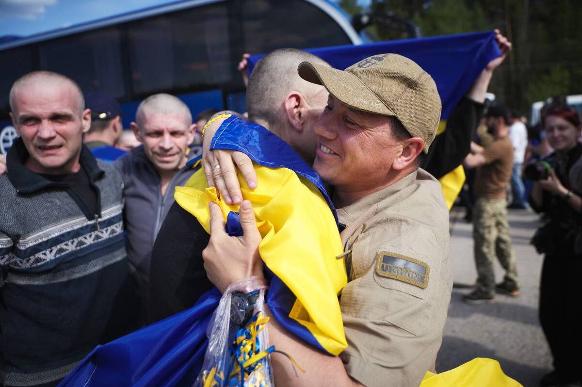 Великий обмін розпочався: 390 українців повернулися з російського полону