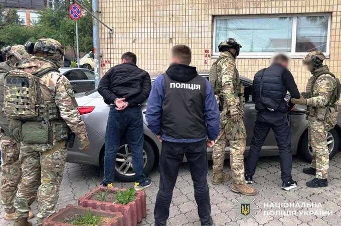 У Вінниці підлітка шантажували та вимагали гроші під загрозою вбивства: подробиці